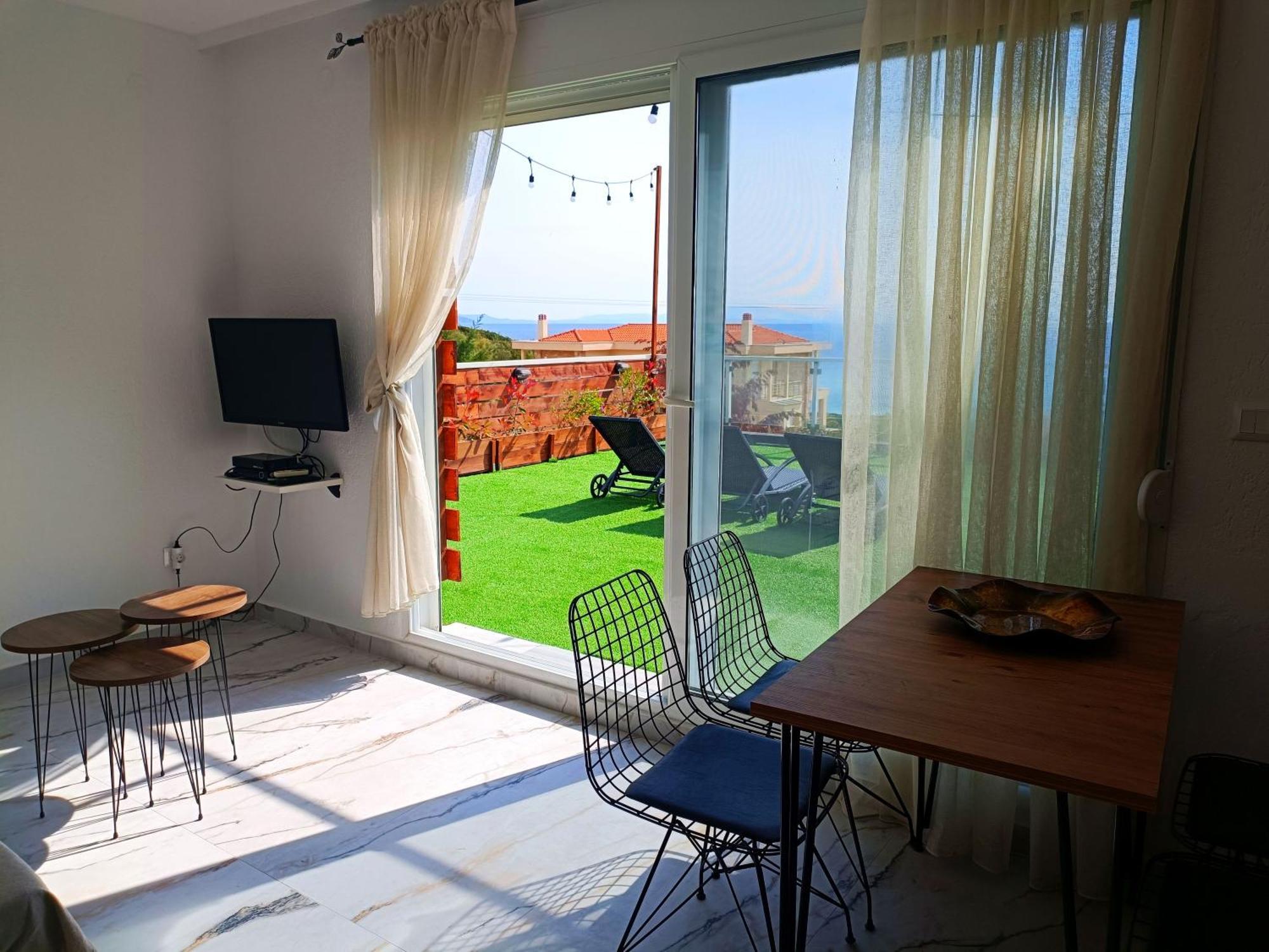 Salonikiou Beach Apartments & Villas 아이오스 니콜라오스 외부 사진