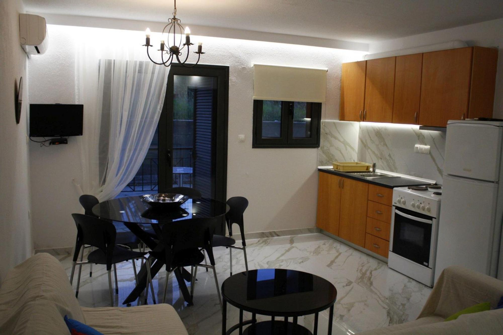 Salonikiou Beach Apartments & Villas 아이오스 니콜라오스 외부 사진
